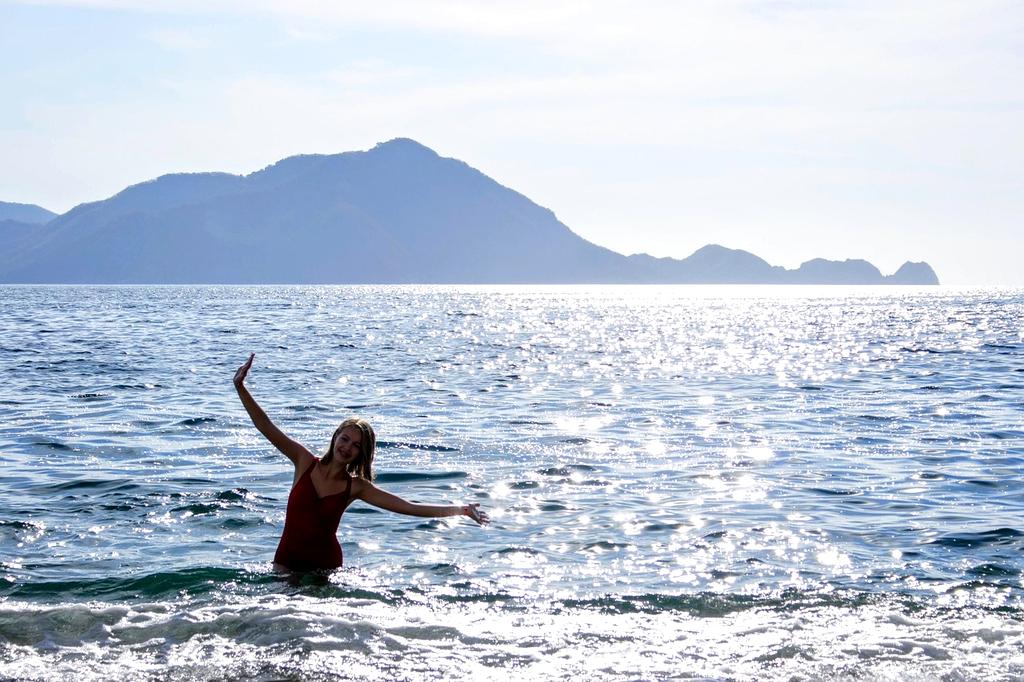 Lina Schmidt, Customer Support Lead